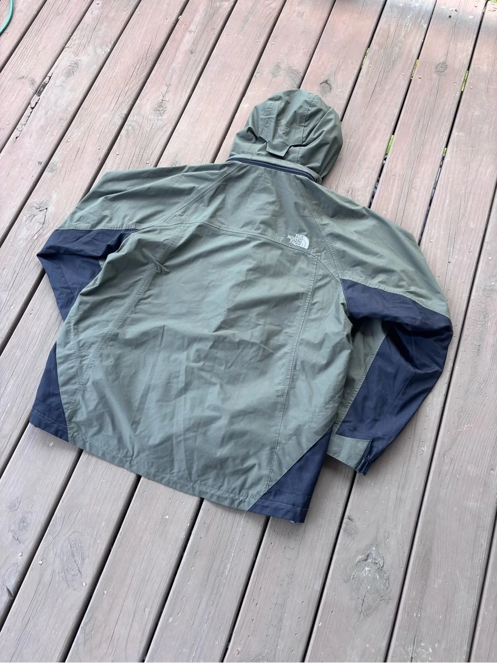 North Face Summit Series Gore-Tex Jacket Sz XL Olive
